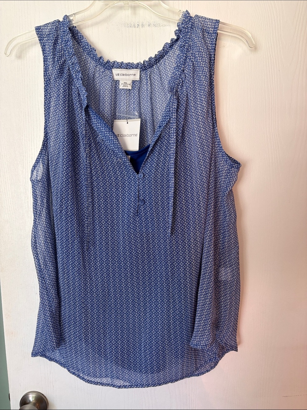 Liz Claiborne Blue Printed Tie-Neck Sleeveless Blouse